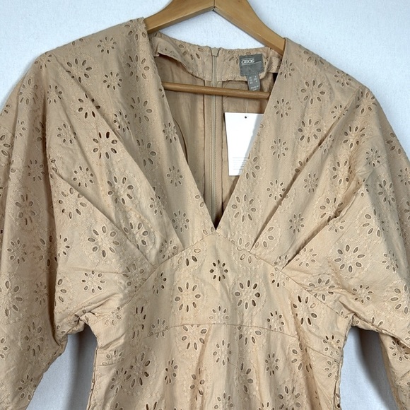 ASOS Eyelet Top NWT Women’s 4 Stone Tan Ruched Puff Sleeve Vneck Back Zipper - Picture 3 of 12